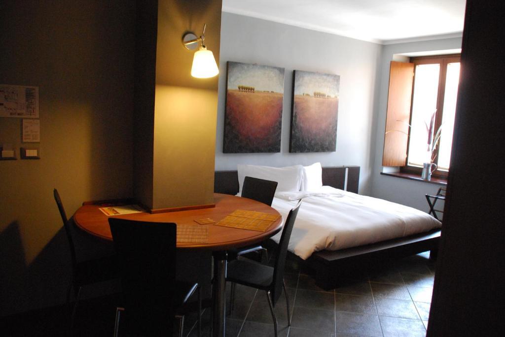 Residence Corona Grossa Ciriè Cameră foto